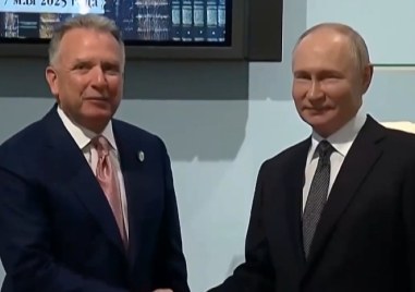 Срещата между руския президент Владимир Путин и специалния пратеник на