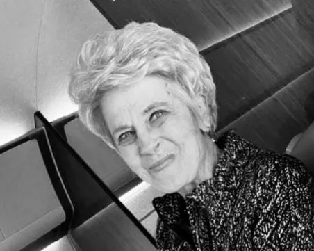 Почина майката на Брад Пит