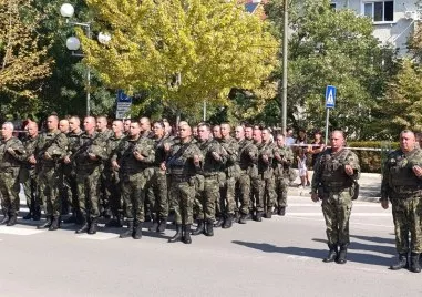 С официална церемония пред сградата на община Шумен беше изпратен