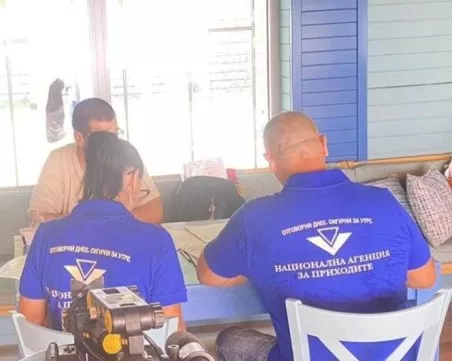 Акция на шест институции в Черноморски град: Инспектори проверяват търговски обекти наред