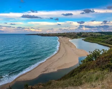 Проучване: България е сред най-предпочитаните страни за лятна почивка на румънците
