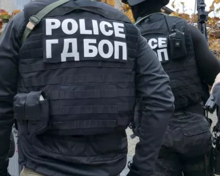 ГДБОП разби престъпна група за наркоразпространение, 13 са задържани - сред тях Емо Черния и Миро Пашата