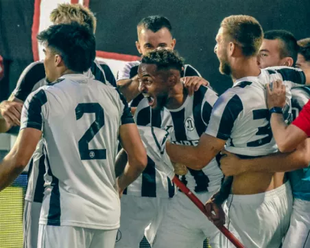 Вижте 11-те на Локомотив Пловдив и Арда