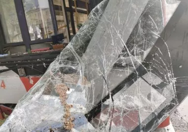 При тежка автобусна катастрофа в Западна Кения загинаха 25 души
