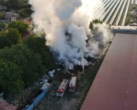 Гори цех за пелети в Старозагорско