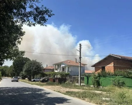 Обявиха бедствено положение в Сунгурларе, ситуацията с пожара се усложнява