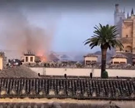 Пожар избухна в джамия, превърната в катедрала, в испанския град Кордоба