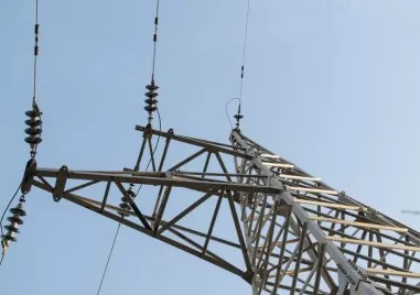 Електропреносната мрежа на Ирак претърпя днес  пълно прекъсване на електроснабдяването  причинено от  рекордното