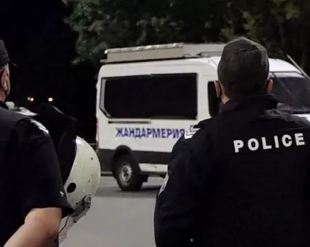 Минути преди убийството в Ботевградско: Полицаи пристигнали на сигнал за нарушена нощната тишина