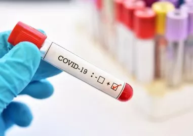 Ръст на заразените с COVID-19 в България през последните дни