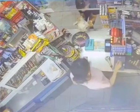 Откраднаха кутия с дарения за лечението на болно дете в Казанлък