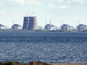 Украйна: Има дим в близост до товарното пристанище на окупираната от Русия Запорожка АЕЦ