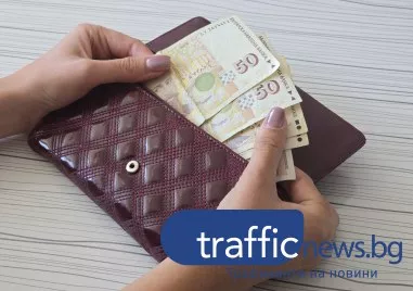 Пловдивчани с голям скок в заплатите! Учители и чиновници дръпнаха с над 20%, ИТ-тата пак на върха
