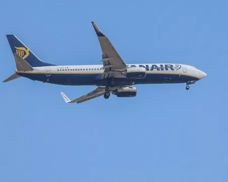 Полет от София за Лондон не е допуснат в небето на Чехия, ескортиран е от немски изтребители