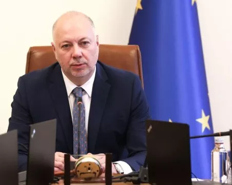 Желязков: Поставили сме си амбициозни цели за повишаване на жизнения стандарт на българите