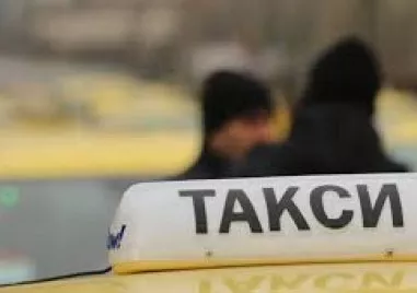 Таксиметров шофьор в Шумен твърди че е бил жестоко пребит