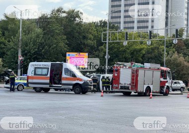 Тежка катастрофа се е случила преди минути  на кръстовището на
