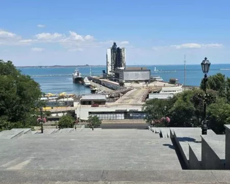 Признаха за военна зона украинския град Одеса