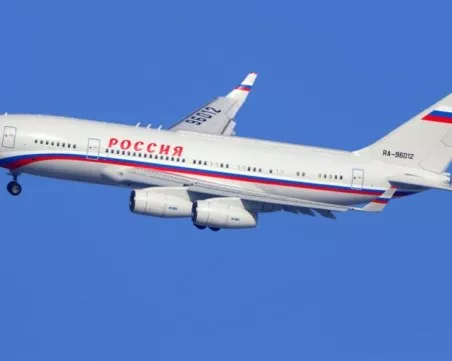 Руски правителствен самолет излетя за срещата между Путин и Тръмп в Аляска