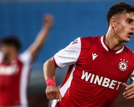 ЦСКА оставя в отбора футболист харесал пост срещу Керкез