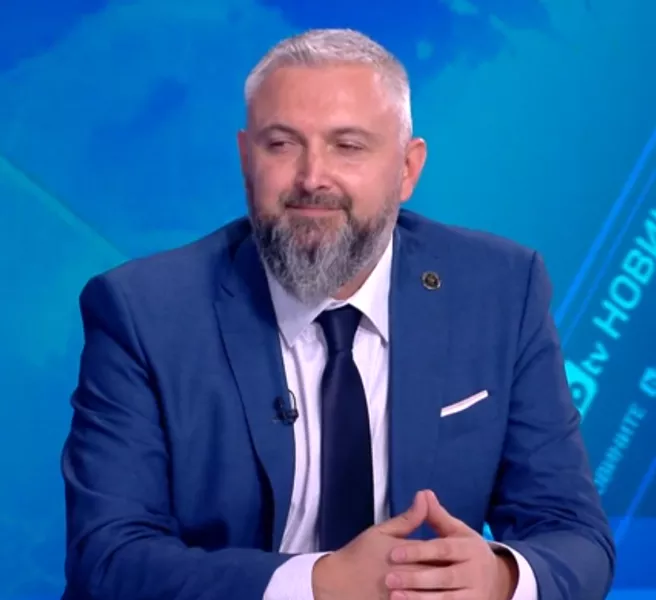 Александър Нецов: Често уж „чист