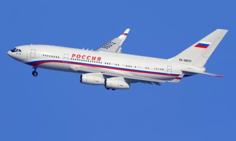 Руски правителствен самолет излетя за срещата между Путин и Тръмп в Аляска