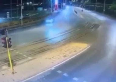 Появи се ново видео от тежката катастрофа в София станала