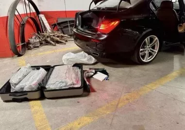 Съдът в Пловдив решава да остави ли в ареста един от задържаните за трафик на дрога