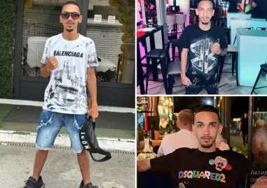  21 годишният Виктор Илиев е водачът врязал кола в автобус в София