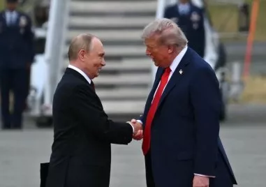 Владимир Путин заяви в събота че е обсъдил на срещата