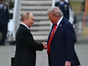 Путин: Обсъдих с Тръмп прекратяване на войната на справедлива основа