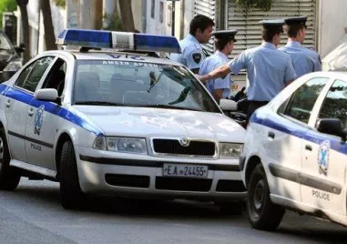 Лекарите в Крит спасиха българка намушкана с нож от друг