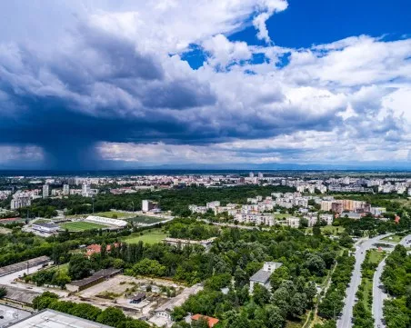 Понижение на температурите в Пловдив, очакват се валежи