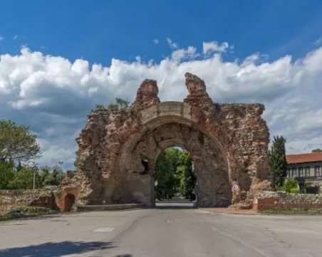 Уикенд с джаз, ретро автомобили и спорт в Хисаря