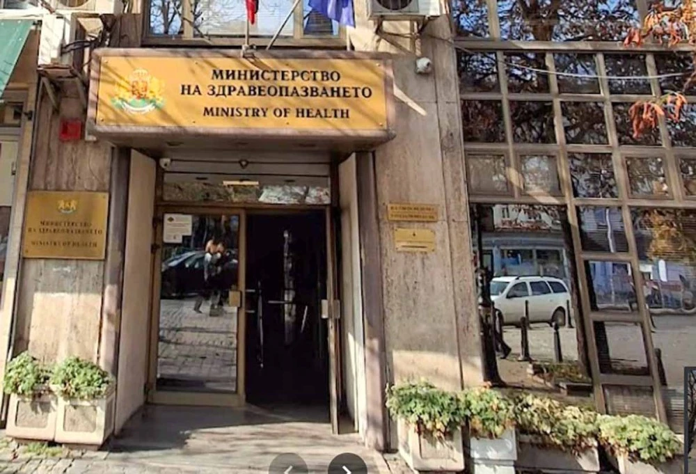 Здравните власти за трагедията в Несебър: Линейката е била оборудвана, проверяваме случая