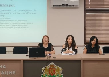 Областният управител на Пловдив: Ще върнем децата в клас, само ако работим активно с родителите