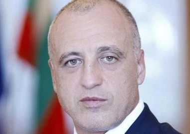 Правителството е съгласно ген. Емил Тонев отново да е шеф на НСО