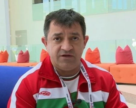 Предадоха на съд олимпийския шампион Иван Иванов и синът му