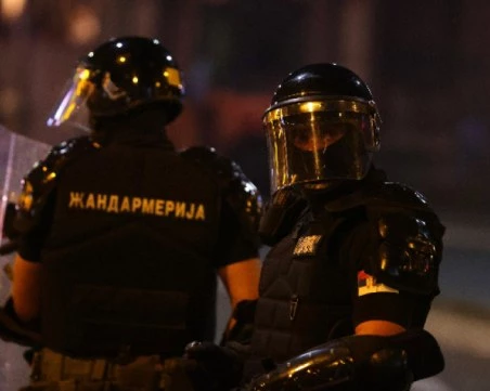 Управляващите в Сърбия организират контрапротести