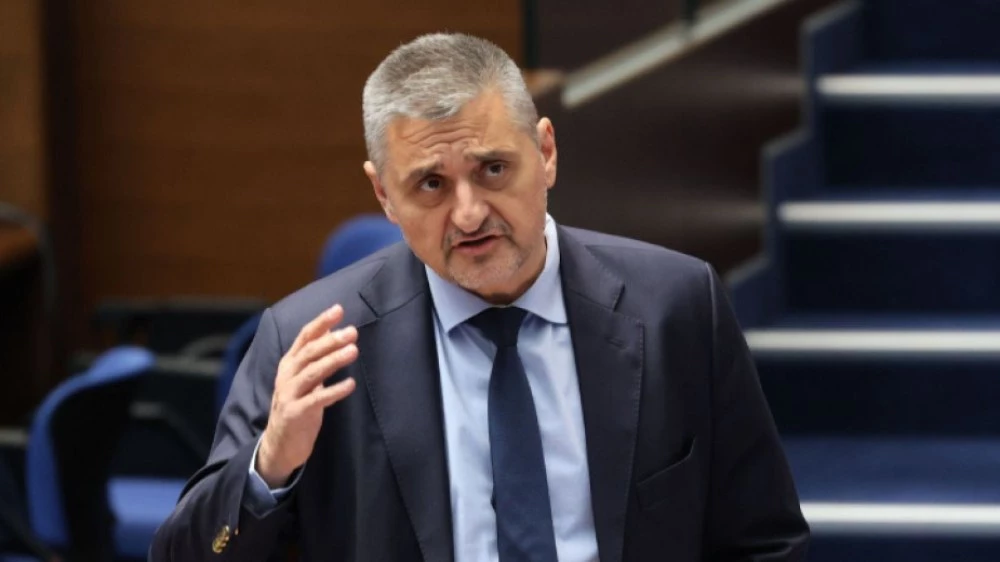 Кирил Добрев: Има тотална самодейност при атракционните влакчета