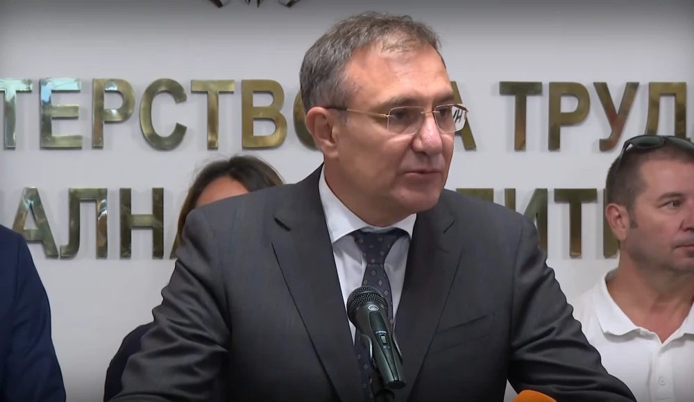 Социалното министерство дава 14 млн. лева за техника и екипировка за доброволци при бедствия