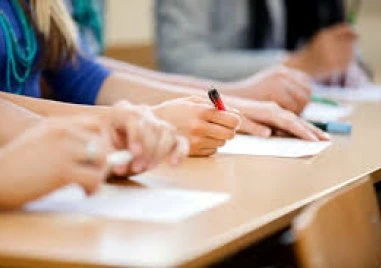 Излязоха отговорите на поправителната матура по БЕЛ