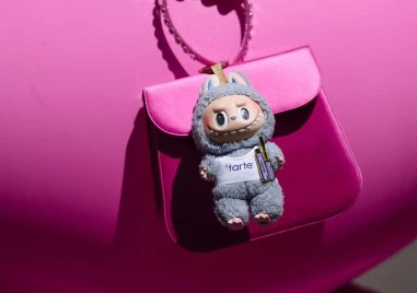 Какво превърна фигурките Labubu в глобален феномен?