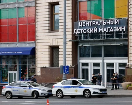 Жертва и ранени при експлозия в магазин за играчки в Москва