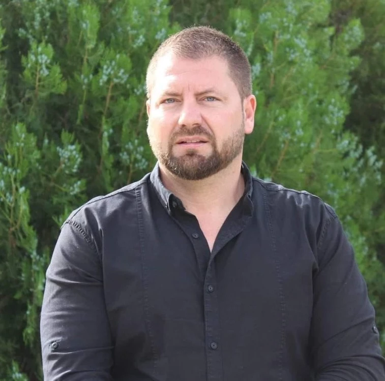 Разделям с ОП Градини и Паркове по желание на Кмета на