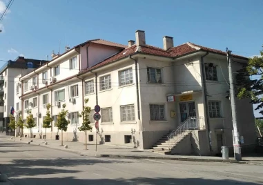 Голяма кампания в Пловдивско обяснява на хората как ще обменят лева с евро в пощите