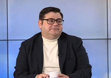 Политолог: Възможни са тактически предсрочни парламентарни избори преди президентските