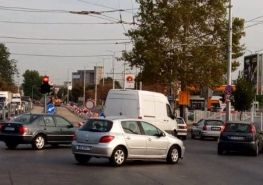 Спукаха газопровод на Кукленско шосе, полиция и пожарна са на място