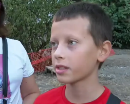 Детето, ударено от ток на площадка във Варна: Не можех да дишам, не можех да се откъсна