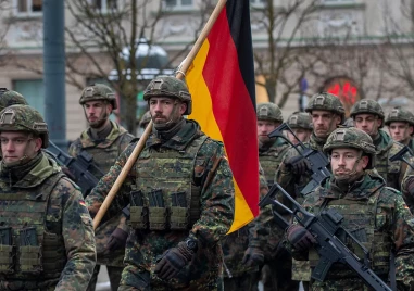 Германската армия връща наборната военна служба, но тя няма да е задължителна